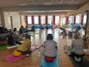 Participantes à un atelier de Yoga Thérapeutique Hormonal au Centre Odonata à Liège